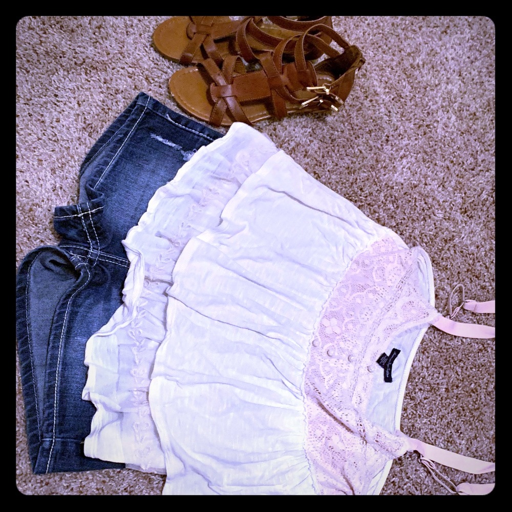 ✔️American Eagle Outfitters flowy tank